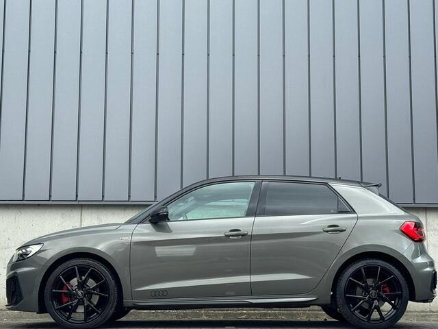 Audi A1 Sportback 40 TFSI 200PK Automaat 3X S-Line *ChronosGrijs* *UNIEK*