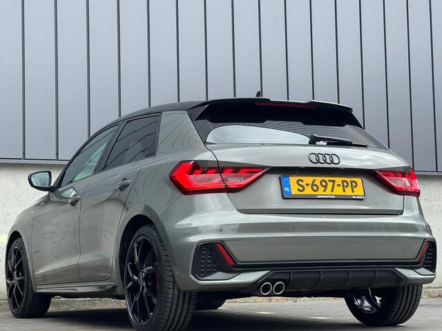 Audi A1 Sportback 40 TFSI 200PK Automaat 3X S-Line *ChronosGrijs* *UNIEK*