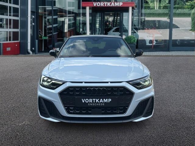 Audi A1 30 TFSI S LINE LED/CRUISE/STOELVERW/PDC/NAVIGATIE
