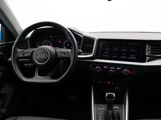 Audi A1 Sportback 30 TFSI S edition | Stoelverwarming | Lederen Bekleding | Zwart Dak | 18 Inch Velgen |