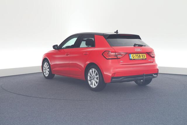 Audi A1 Sportback 30 TFSI 116pk S-Tronic S-Line Trekhaak Stoelverwarming Parkeersensoren Navigatie DAB