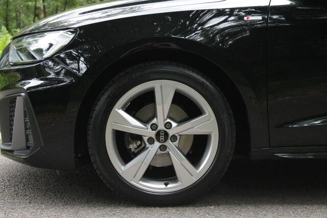 Audi A1 Sportback 30 TFSI S edition | Carplay | ACC | Camera