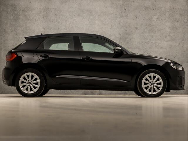 Audi A1 Sportback 25 TFSI Advanced Sport Automaat (GROOT NAVI, APPLE CARPLAY, DIGITAAL DASHBOARD, CRUISE, STOELVERWARMING, SPORTSTOELEN, NIEUWE APK, NIEUWSTAAT)