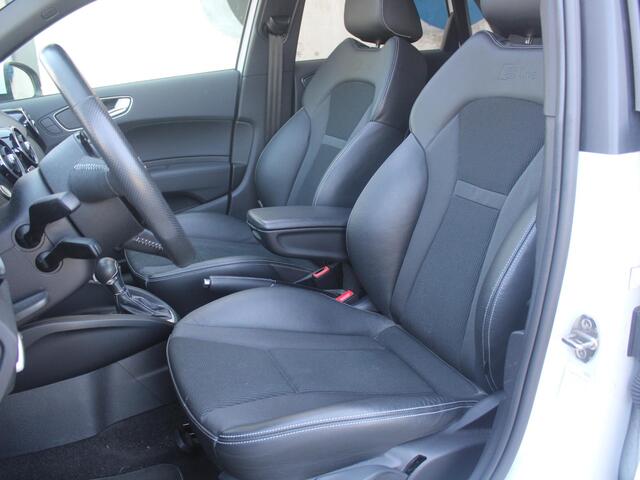 Audi A1 Sportback 1.4 TFSI Sport S line Edition | ELEKTRISCH SCHUIFDAK | NAVIGATIE | TREKHAAK |