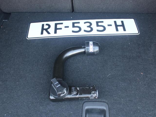 Audi A1 Sportback 1.4 TFSI Sport S line Edition | ELEKTRISCH SCHUIFDAK | NAVIGATIE | TREKHAAK |