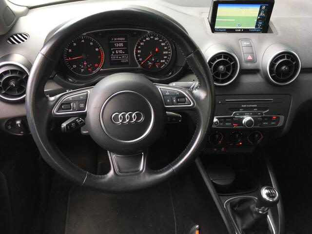 Audi A1 Sportback 1.0 TFSI Adrenalin S-line