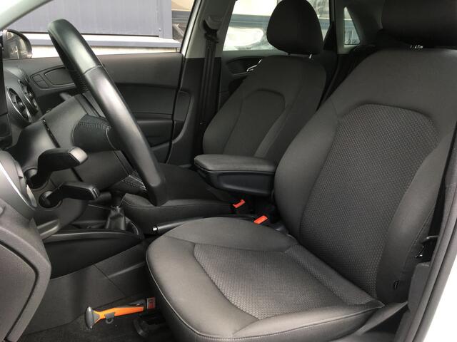 Audi A1 Sportback 1.0 TFSI Adrenalin S-line