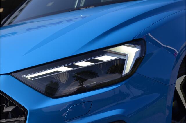 Audi A1 Sportback 35 TFSI 3x S-line Virtual Cockpit | Carplay | LED koplampen | 18'' LMV | Getint glas | Zwart dak / spiegels