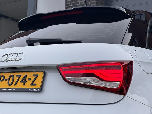 Audi A1 Sportback 1.0 TFSI 96PK Automaat 5-Deurs S-Line Navi Bluetooth