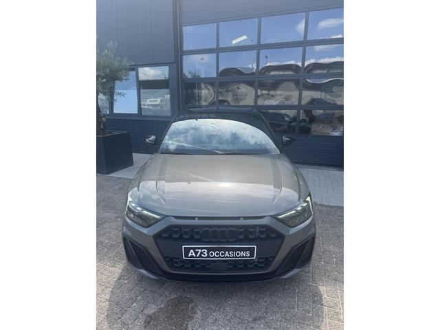 Audi A1 Sportback 30 TFSI S Line edition one