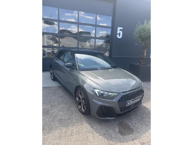 Audi A1 Sportback 30 TFSI S Line edition one