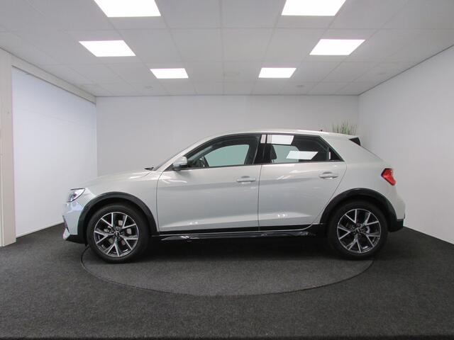 Audi A1 allstreet 35 TFSI I OP AFSPRAAK I Dynamische knipperlicht achterzijde I LED I Achteruitrijcamera I Apple Carplay I Inklapbare spiegels I