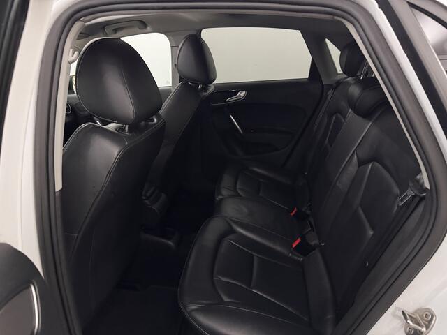 Audi A1 Sportback 1.8 TFSI S-line Pano, Leder, Parkeersensoren, Cruise control, Keyless start, Navi, Stoelverwarming