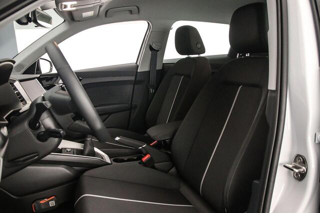 Audi A1 Sportback 25 TFSI 95pk | 17 inch | CarPlay | Clima | Zwartdak | DAB | Verlengde Garantie | Parkeersensoren |