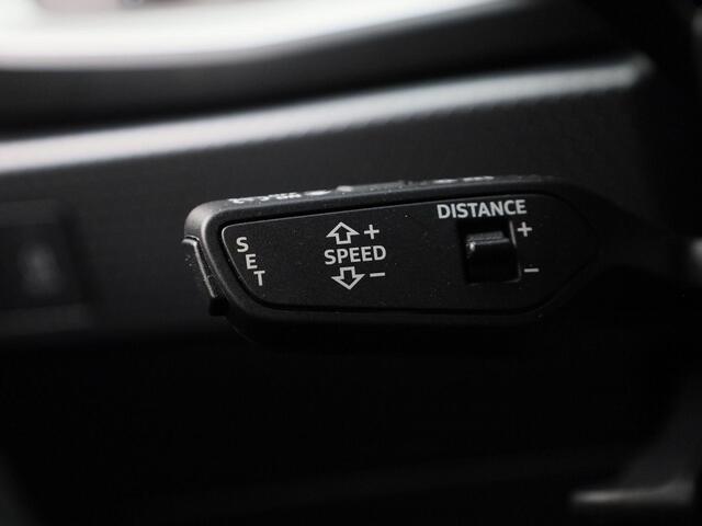 Audi A1 Sportback 25 TFSI/95PK S Line · Apple/Android Car Play · Camera + Parkeersensoren · Sonos sound · Garantie tot januari 2030