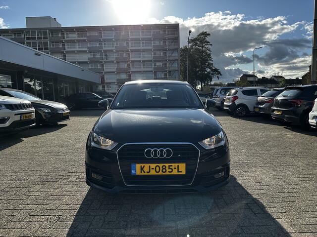 Audi A1 Sportback 1.0 TFSI Adrenalin S-line airco Cruise Navi Nap