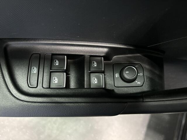 Audi A1 Sportback 25 TFSI 95pk Advanced edition · Apple/Android Car Play · P-Sensoren · Cruise Control · Airco · 17'' Inch · Garantie t/m 18-10-2027 of 100.000km