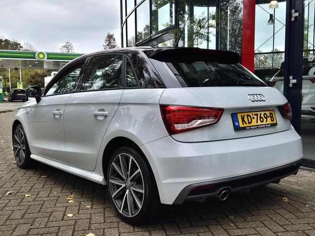 Audi A1 Sportback 1.0 TFSI Adrenalin S line | LM Velgen | Airconditioning | Centrale vergrendeling