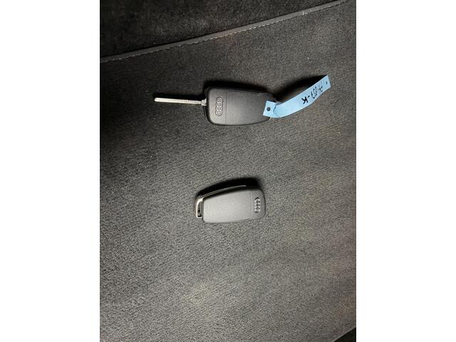 Audi A1 Sportback 1.0 TFSI LM velgen | All weather banden | Bleutooth