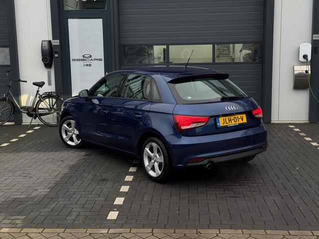 Audi A1 Sportback 1.0 TFSI Sport LED,PDC, STOELVER, AUT. ECC
