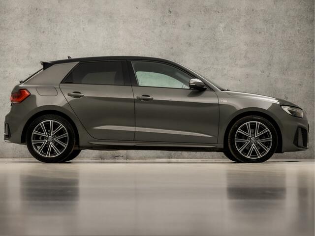 Audi A1 Sportback 30 TFSI S-Line Sport (APPLE CARPLAY, ZWART HEMEL, SFEERVERLICHTING, STOELVERWARMING, SPORTSTOELEN, GETINT GLAS, LED KOPLAMPEN, CRUISE, NIEUWSTAAT)