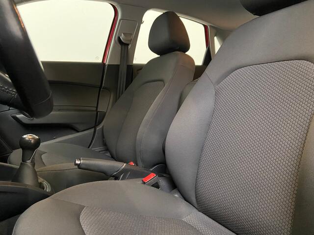 Audi A1 Sportback 1.0 TFSI S-Line. 5-Deurs!