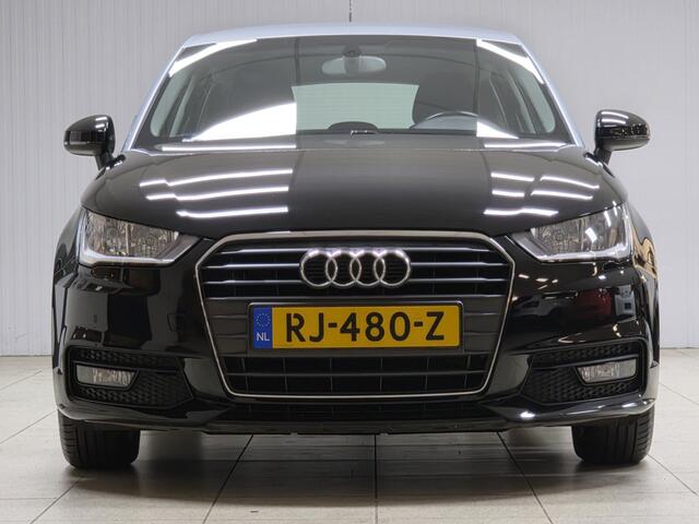Audi A1 Sportback 1.0 TFSI/ D-Riem Verv 63.000KM!/ Two-Tone/ Trekhaak/ 15''LMV/ Clima/ Navi/ Bluetooth/ Multi.LEDER.Stuur/ Elek.Pakket/ Isofix/ PDC Achter.