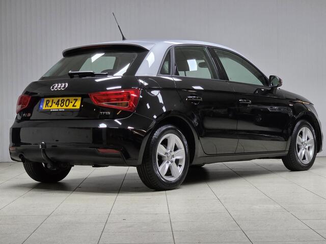Audi A1 Sportback 1.0 TFSI/ D-Riem Verv 63.000KM!/ Two-Tone/ Trekhaak/ 15''LMV/ Clima/ Navi/ Bluetooth/ Multi.LEDER.Stuur/ Elek.Pakket/ Isofix/ PDC Achter.