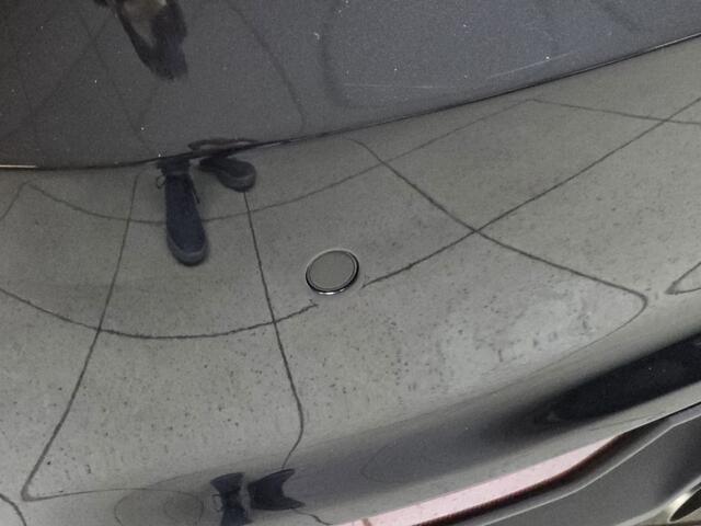 Audi A1 Sportback 1.0 TFSI/ D-Riem Verv 63.000KM!/ Two-Tone/ Trekhaak/ 15''LMV/ Clima/ Navi/ Bluetooth/ Multi.LEDER.Stuur/ Elek.Pakket/ Isofix/ PDC Achter.