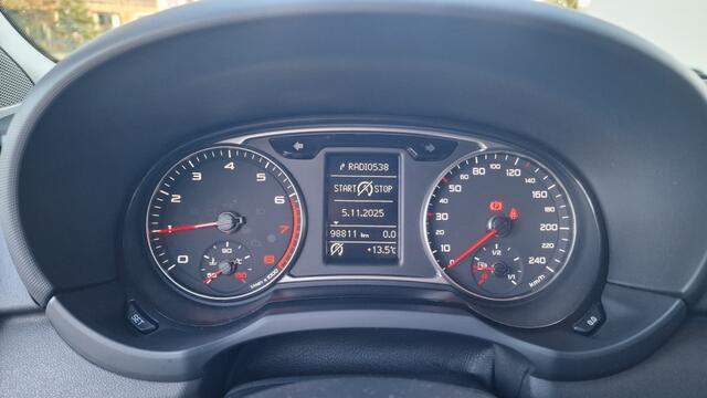 Audi A1 Sportback 1.0 TFSI Sport line S-Line Edition, Stoelverwarming