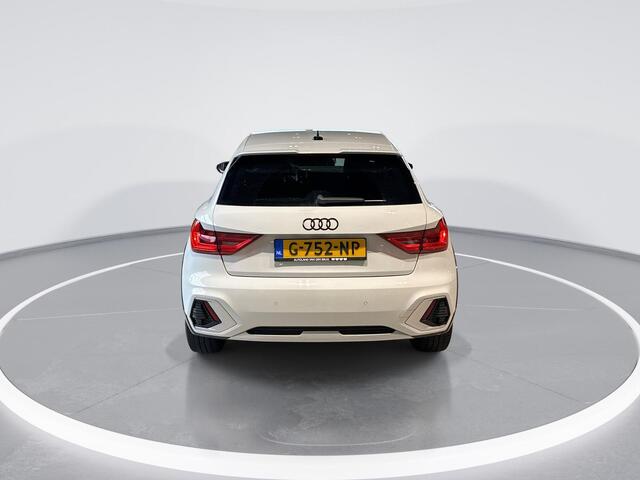 Audi A1 citycarver 30 TFSI 115pk epic · Apple/Android Car Play · Navigatie · P-Sensoren · Virtual Cockpit · 17'' Inch ·