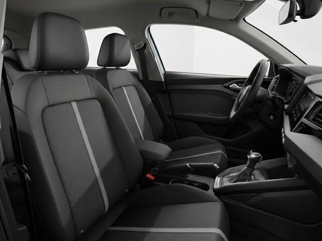 Audi A1 Sportback Advanced edition 25 TFSI 95 PK | Buitenspiegels elektrisch inklapbaar | Apple carplay | Dak in contrastkleur | 17'' lm velgen |