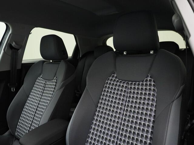 Audi A1 Sportback 30 TFSI/116PK Advanced · Apple/Android Car Play· Stoelverwarming · Clima · Parkeersensoren · Garantie t/m 03-02-2030 of 100000km.