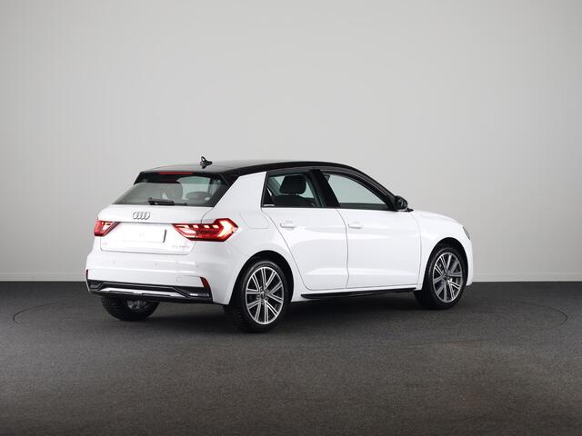 Audi A1 Sportback Advanced edition 25 TFSI 95 pk | Ambient verlichting | Stuur afgevlakt | Buitenspiegels inklapbaar | Zwart dak |