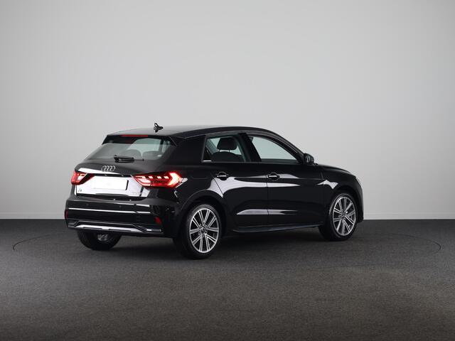 Audi A1 Sportback Advanced edition 25 TFSI 95 pk | Ledlampen voor en achter | Afgevlakt stuurwiel | 17'' LM velgen | Apple carplay |