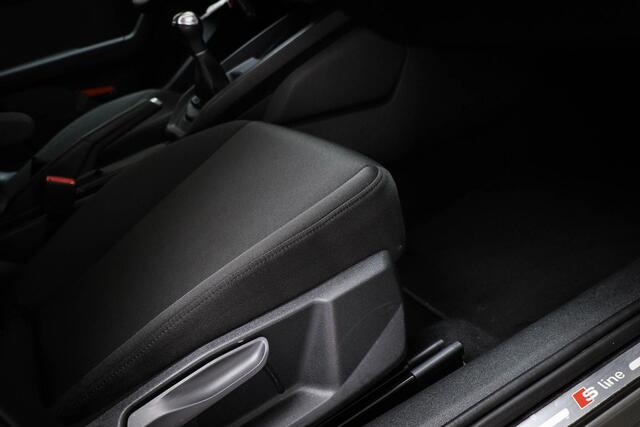 Audi A1 Sportback 30 TFSI S Line | VIRTUAL COCKPIT | AIRCO | BLUETOOTH | APPLE | PDC | 17"