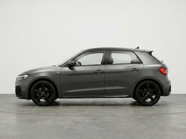 Audi A1 Sportback S edition 25 TFSI 95 pk | Optiekpakket zwart plus | Ambient verlichting | Buitenspiegels inklapbaar | Zwart dak |