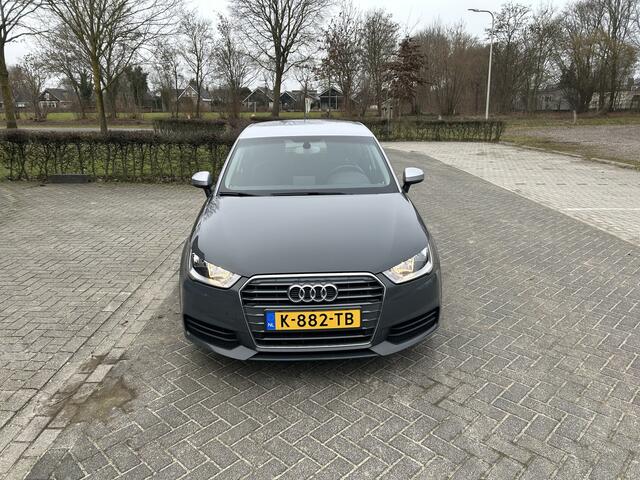 Audi A1 Sportback 1.0 TFSI Lm Airco Cruise Pdc Navi