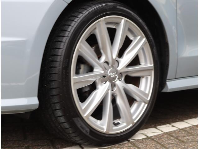 Audi A1 Sportback 1.0 TFSI Advance S-line | Navigatie | Cruise Control | Org. NL