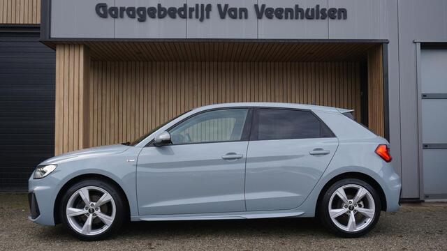 Audi A1 Sportback 30 TFSI 110pk 5Drs S-Line Automaat LED Navi Stoelverwarming Sfeerverlichting 17inch LM Virtual Cockpit *Pijl Grey Metallic*