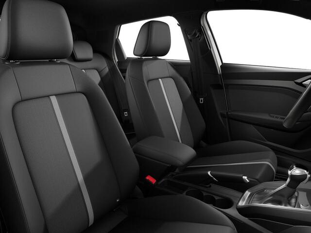 Audi A1 Sportback 25 TFSI Advanced edition 95 PK · Parkeerhulp plus · Automatische airco 2 zones · Hemelbekleding zwarte stof