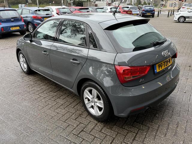 Audi A1 Sportback 1.0 TFSI Pro Line / Airco/ Navigatie/ Cruise/ PDC/ LMV