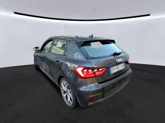 Audi A1 Advanced 30 TFSI S-Tronic - Volleder - 18 inch - Stoelverw. - LED
