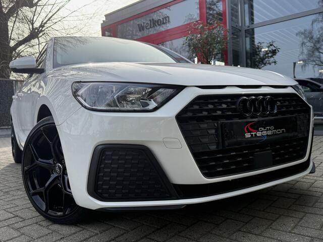 Audi A1 Sportback TFSI *!* NAVIGATIE/ CARPLAY/ 18 INCH/ CRUISE *!*
