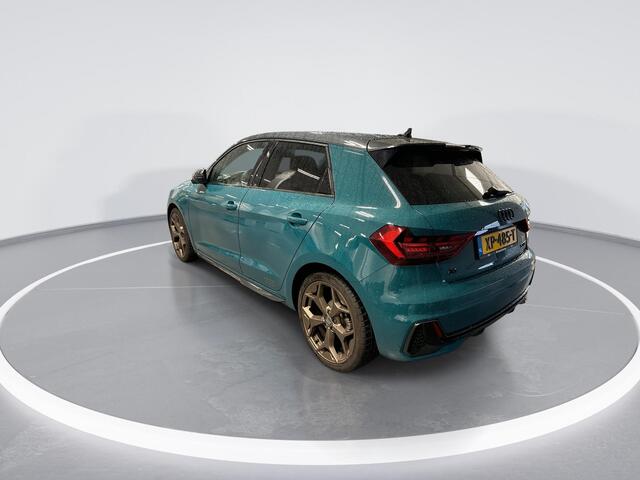 Audi A1 Sportback 30 TFSI 116pk S-Tronic S Line Edition One · Stoelverwarming · LED Koplampen · Sfeerverlichting · Apple/Android Car Play · 18"Velgen · Cruise Control ·