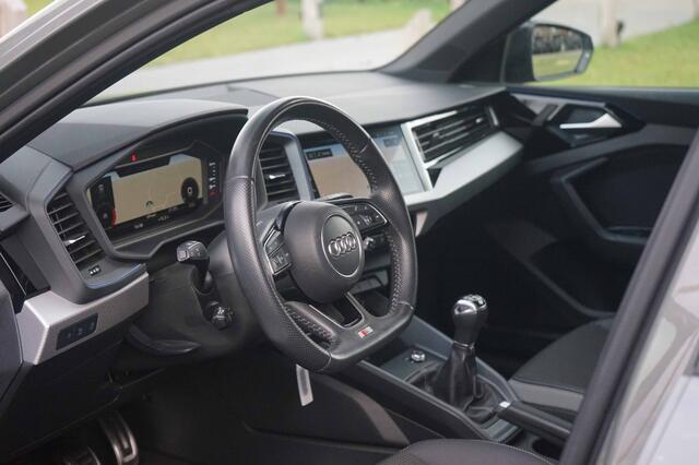 Audi A1 Sportpack 30 TFSI 3X S-line/LED/ACC/Virtual/Chronosgrey/116PK