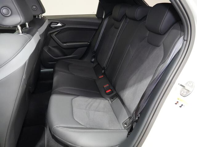 Audi A1 Sportback 35 TFSI 150 pk S edition S line, Navi, Carplay/Android, 17 inch 45