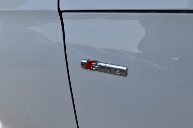 Audi A1 1.0 TFSI Adrenalin S-Line ,AIRCO , BL TOOTH , LMV17 , MISTL V ,