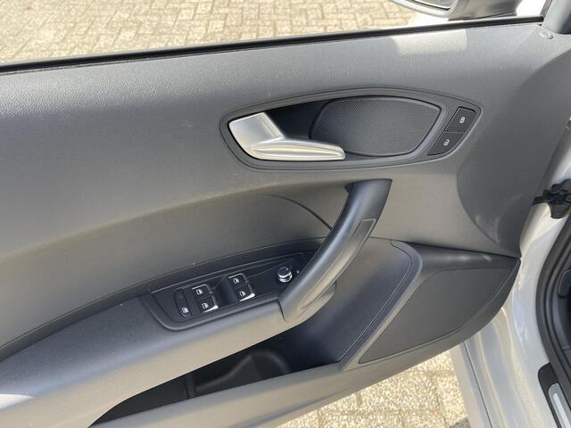 Audi A1 Sportback 1.0 TFSI Adrenalin S Line 17''/Navigatie/Cruise/Airco/Bluetooth