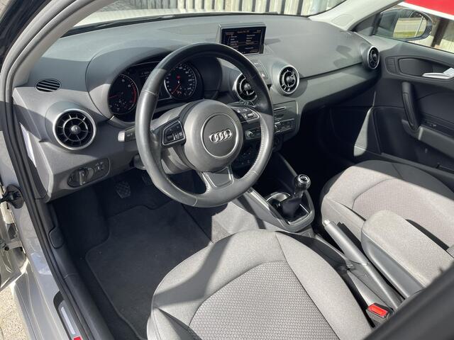 Audi A1 Sportback 1.0 TFSI Adrenalin S Line 17''/Navigatie/Cruise/Airco/Bluetooth